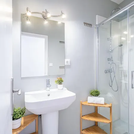 Center 1 Apartman *